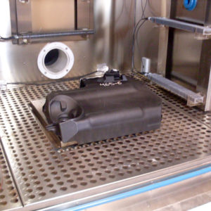 dur_clima_hot_test_engine-cover-during-hot-climatic-test