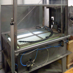 Underwater leakage test bench
